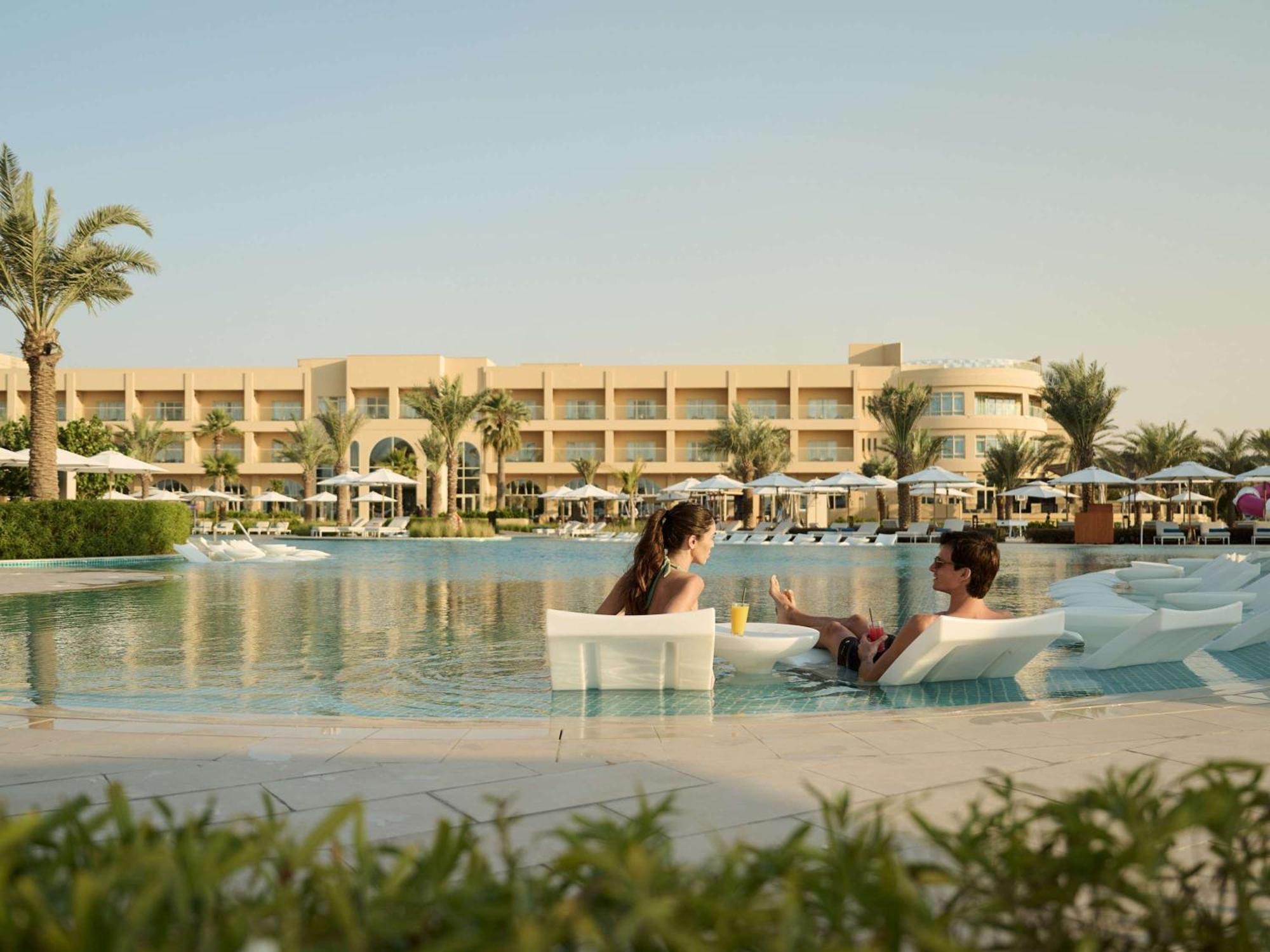 Sofitel Al Hamra Beach Resort Рас ал Хайм Екстериор снимка